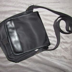 Kenneth Cole Black Crossbody Bag Practically New